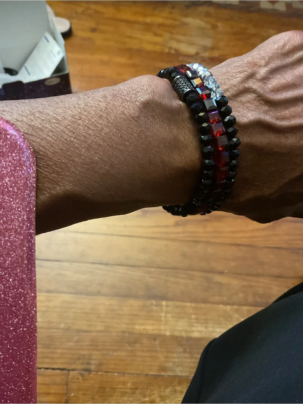 Men’s Red/Black Crystal Cube Bracelet ♥️🖤